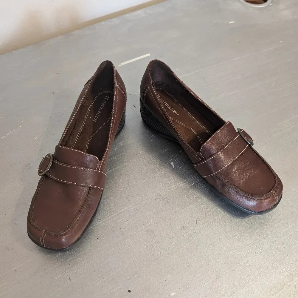 Womens Naturalizer Brown Leather Bit Style Accent Loafer Shoes Sz 8.5M - Picture 4 of 12